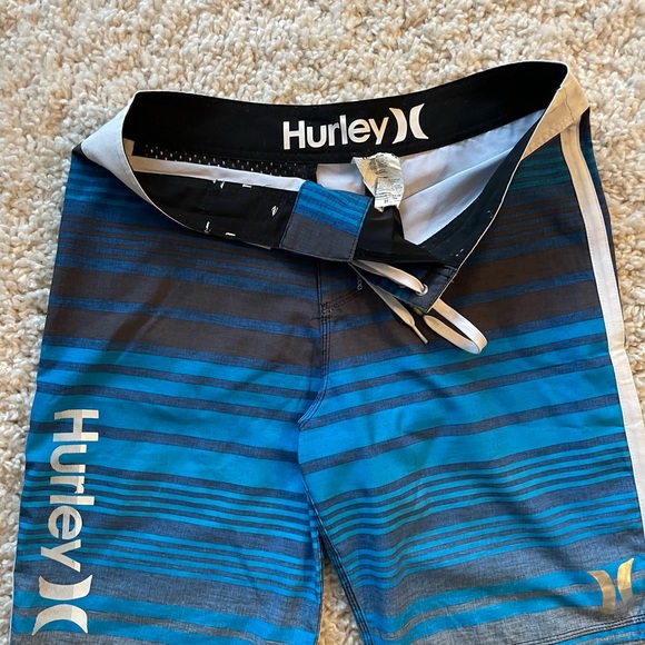 Hurley Phantom Board Shorts - Picture 2 of 4